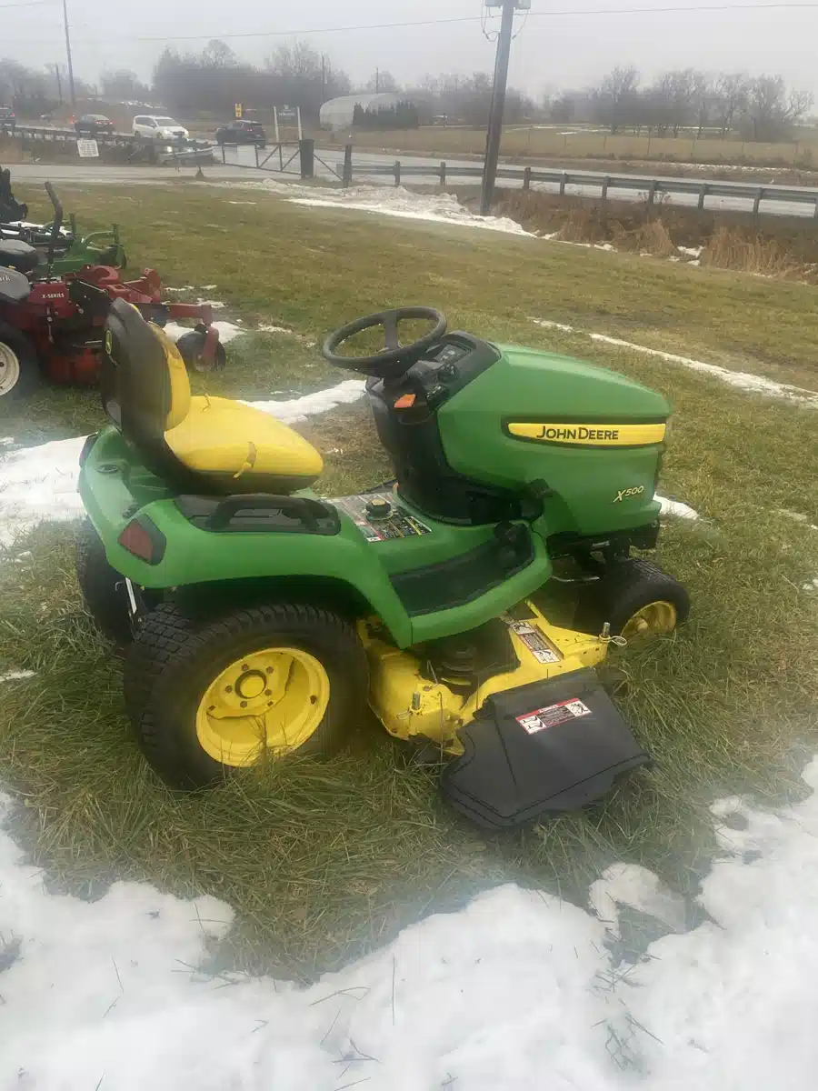 Gallery image 2 for 2009 John Deere X500 Lawn Tractor