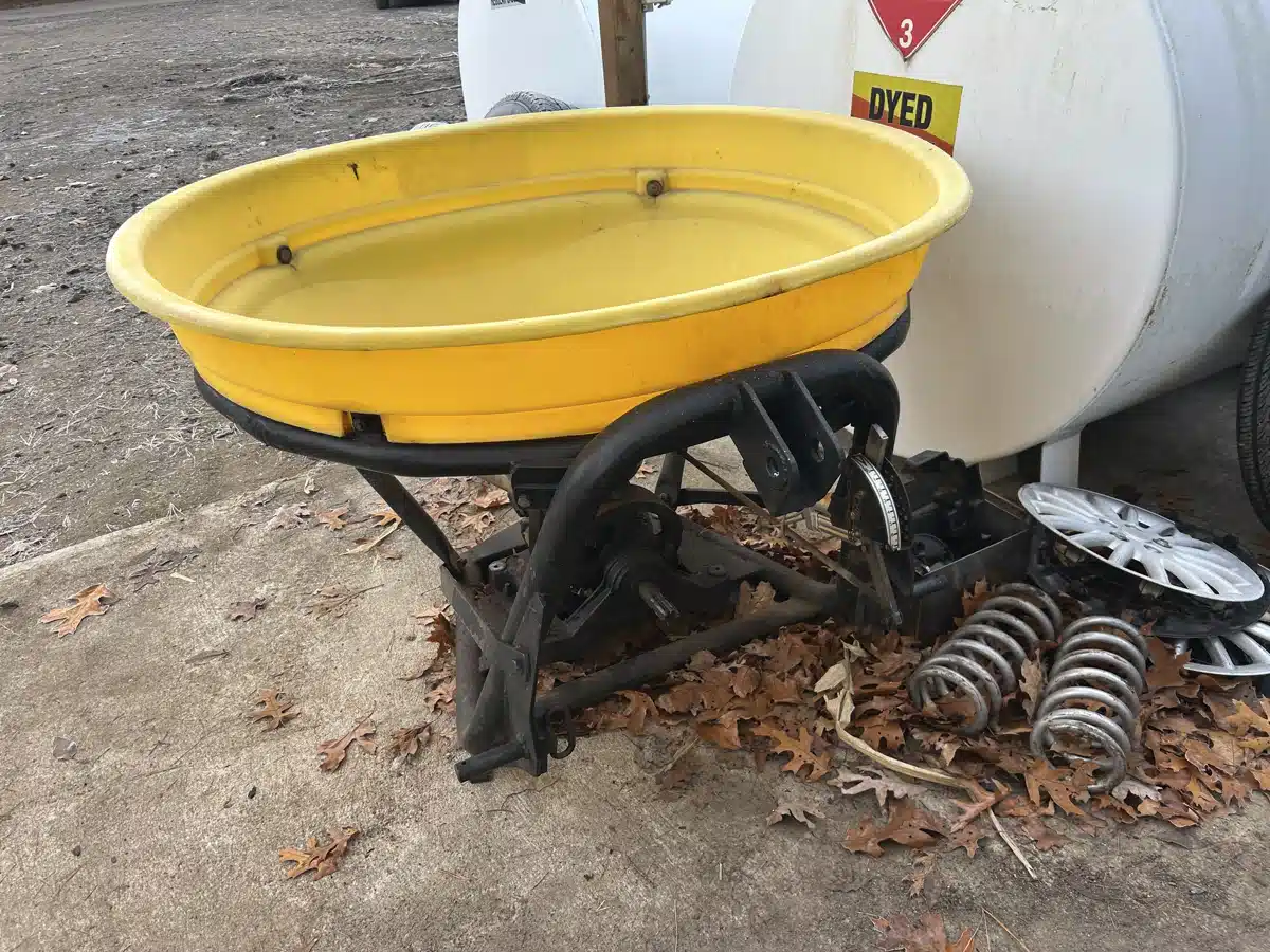 Gallery image 2 for Used Befco SPREADER Spreader - Fertilizer