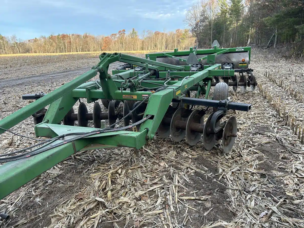 Gallery image 1 for 2004 John Deere 512 Disc Ripper