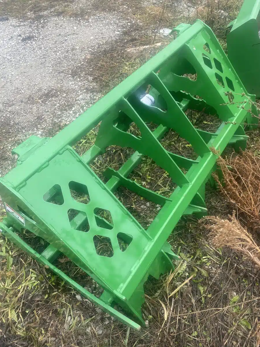 Gallery image 2 for Used 2024 Frontier MG20F Attachment