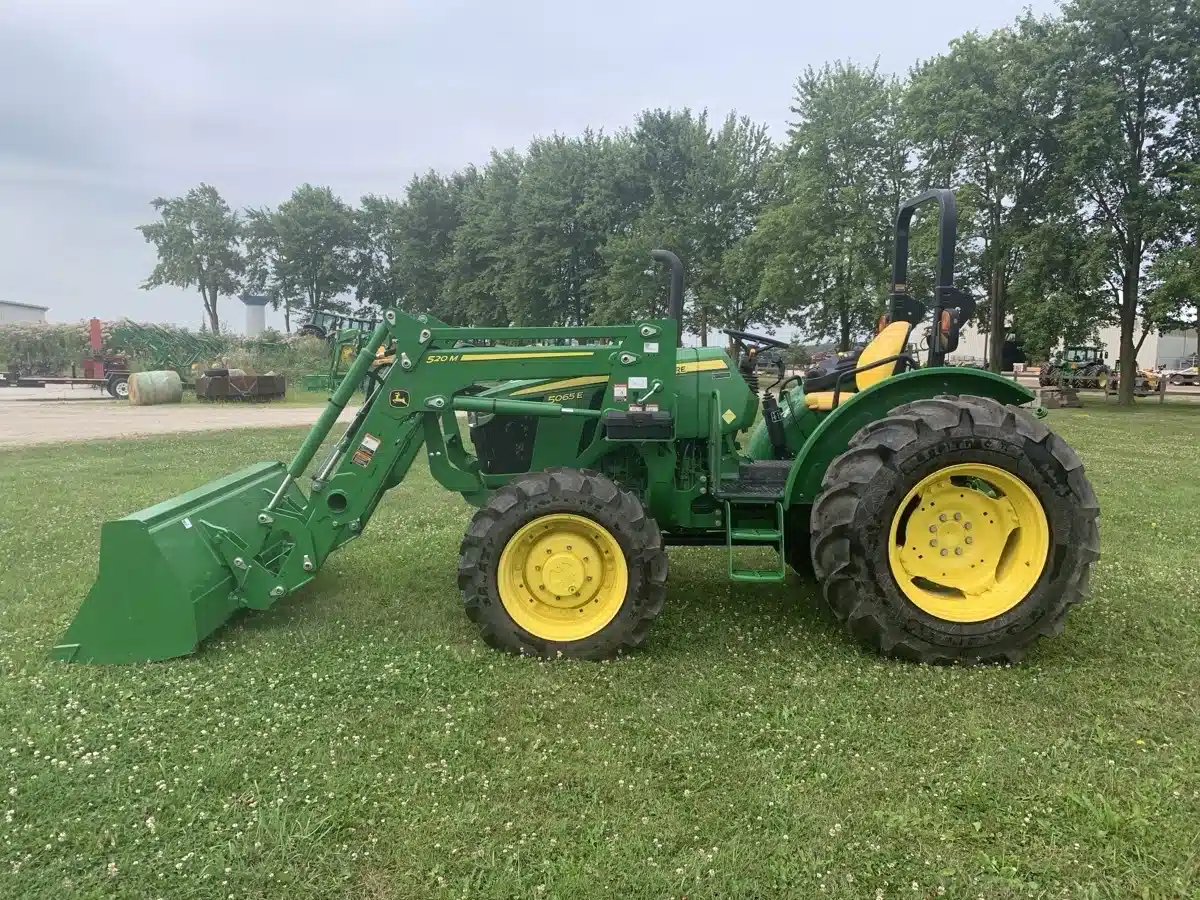 Gallery image 1 for Used 2022 John Deere 5065E Tractor