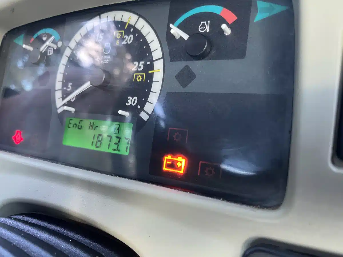 Gallery image 1 for 2017 John Deere 3046R Tractor