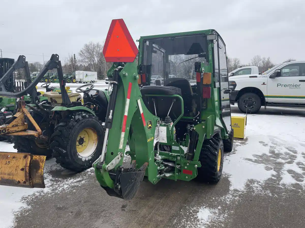 Gallery image 2 for 2019 John Deere 1025R Tractor