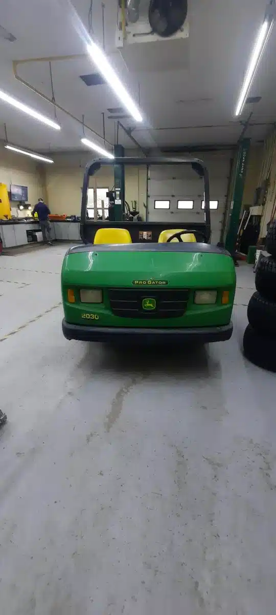 Gallery image 1 for John Deere 2030A ATV