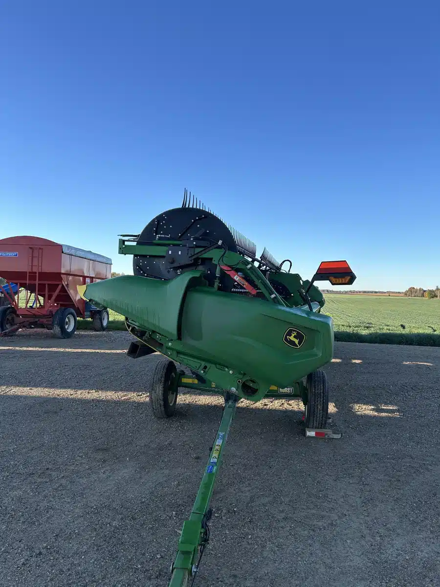 Gallery image 1 for 2021 John Deere RD40F Header - Flex