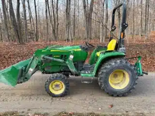 Gallery image 2 for 2024 John Deere 3038E Tractor