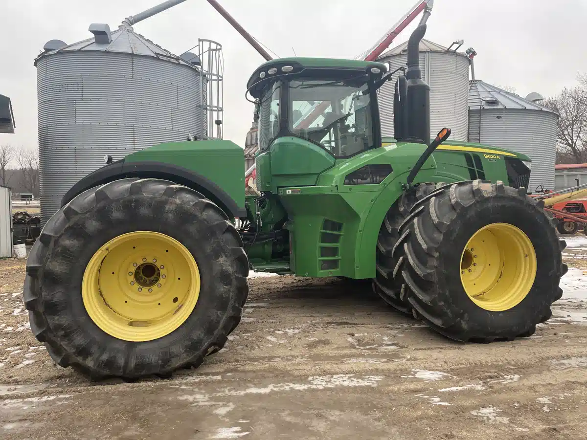 Gallery image 2 for 2015 John Deere 9620R Tractor