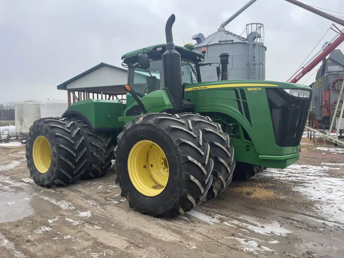 Gallery image 1 for 2015 John Deere 9620R Tractor