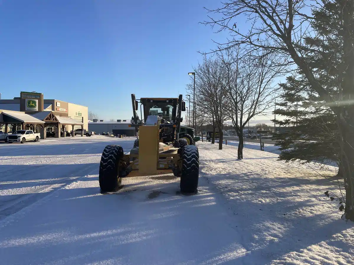 Gallery image 2 for 2020 John Deere 772G Grader