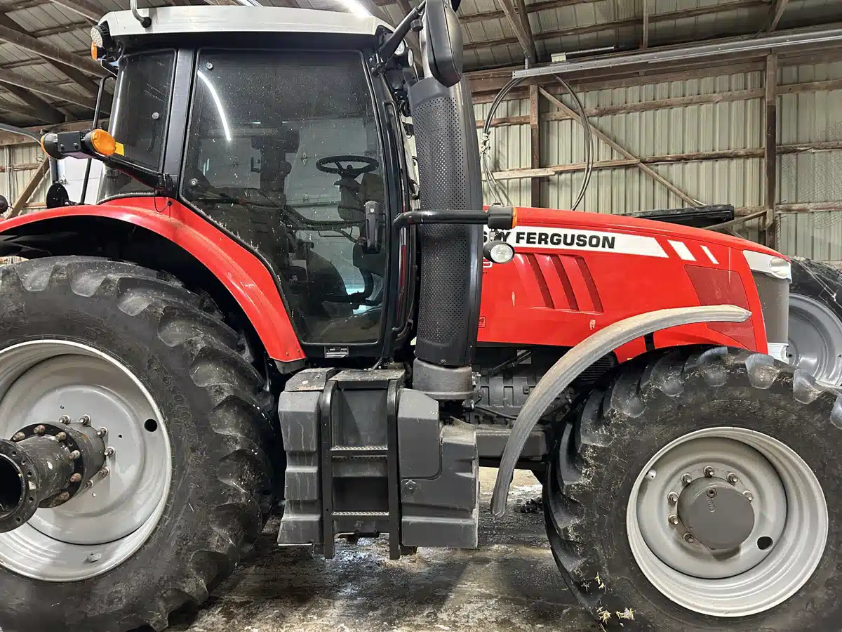 Gallery image 1 for 2012 Massey Ferguson 7619 Classic Tractor