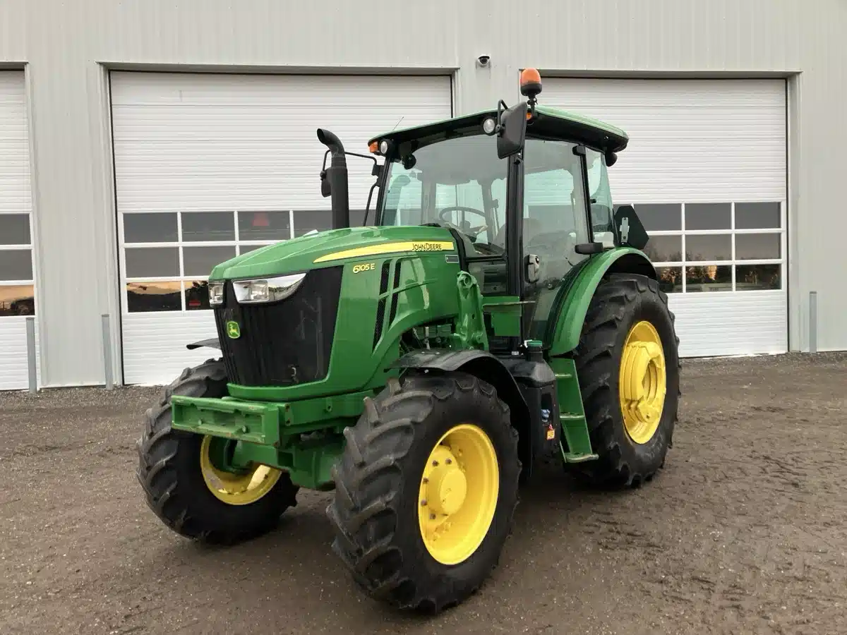 Gallery image 2 for 2018 John Deere 6105E Tractor