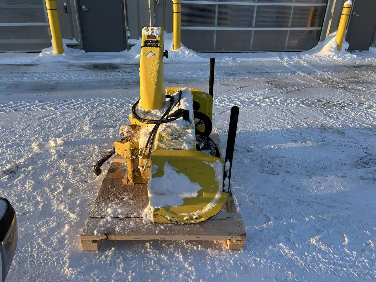 2001 John Deere 47SB Snow Blower