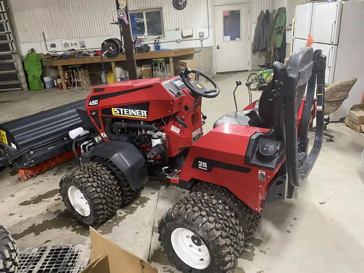 Gallery image 2 for 2025 Steiner 450 Mower - Front Deck