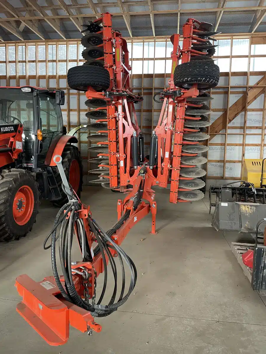 Gallery image 1 for 2022 Kubota CD2701T Disc