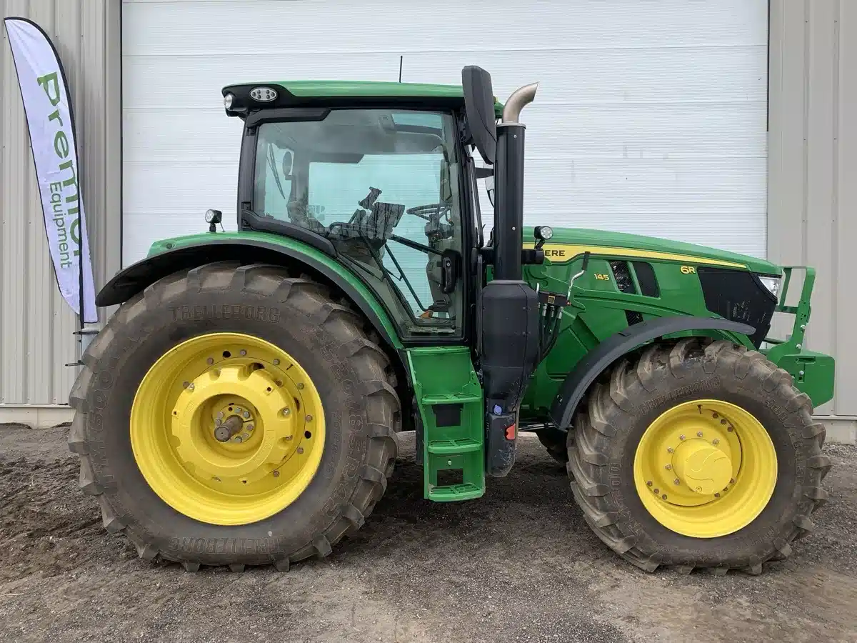 Photo de la Galerie 2 pour 2025 John Deere 6R 145 Tracteur