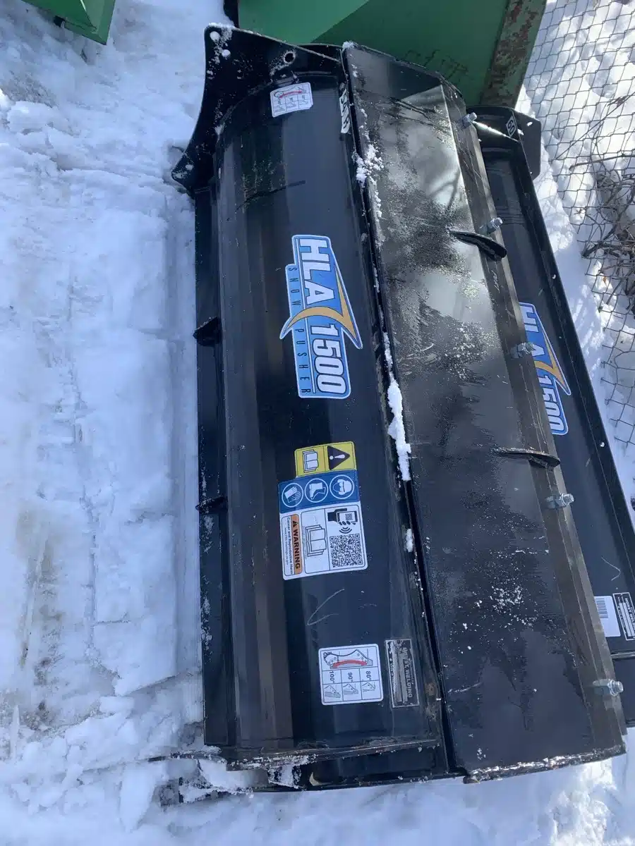 Photo de la Galerie 1 pour HLA Attachments SP150054 Gratte à neige