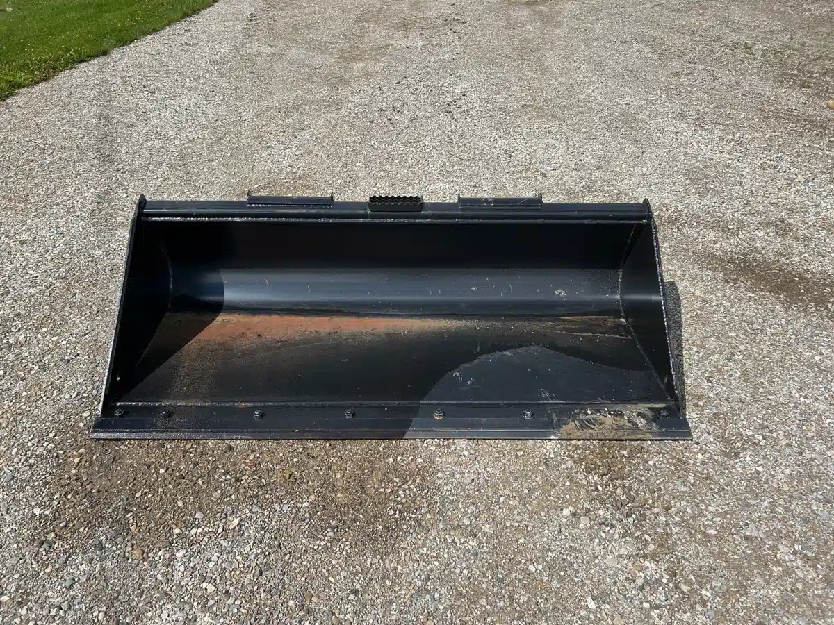 Gallery image 1 for 2025 John Deere C78 Bucket