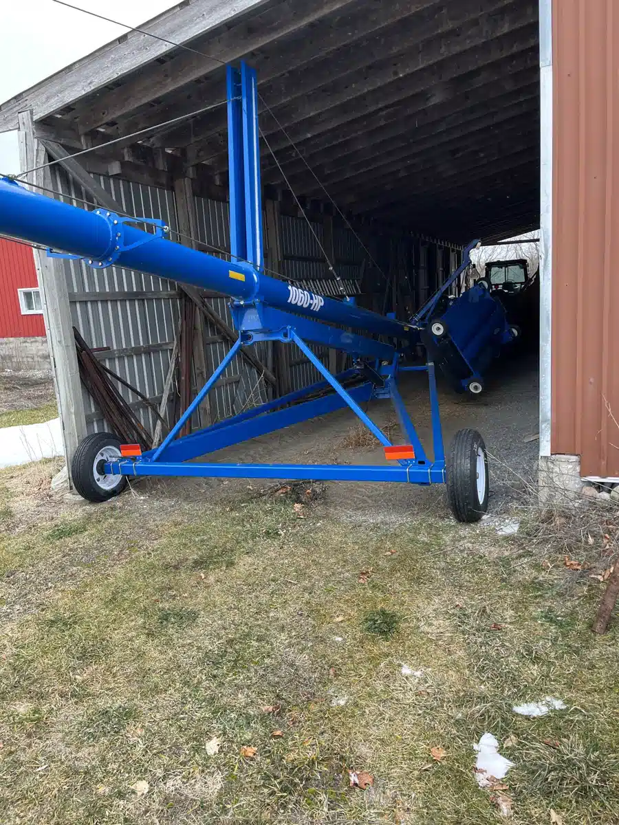 Gallery image 2 for 2021 Brandt 1060HP Grain Auger