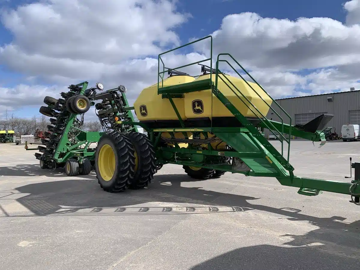 Photo de la Galerie 2 pour 2020 John Deere 1890 Semoir à air