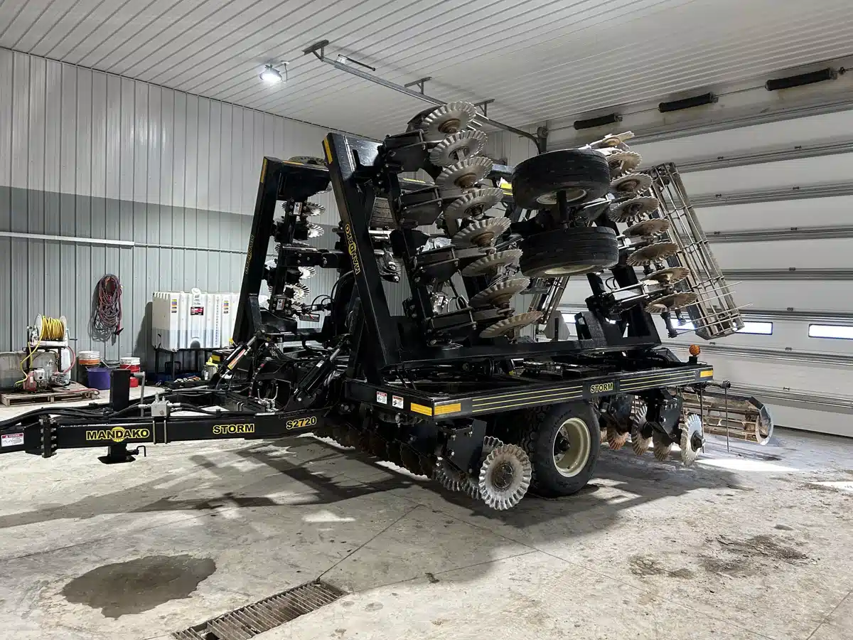 2024 Mandako Storm S2720 Disc
