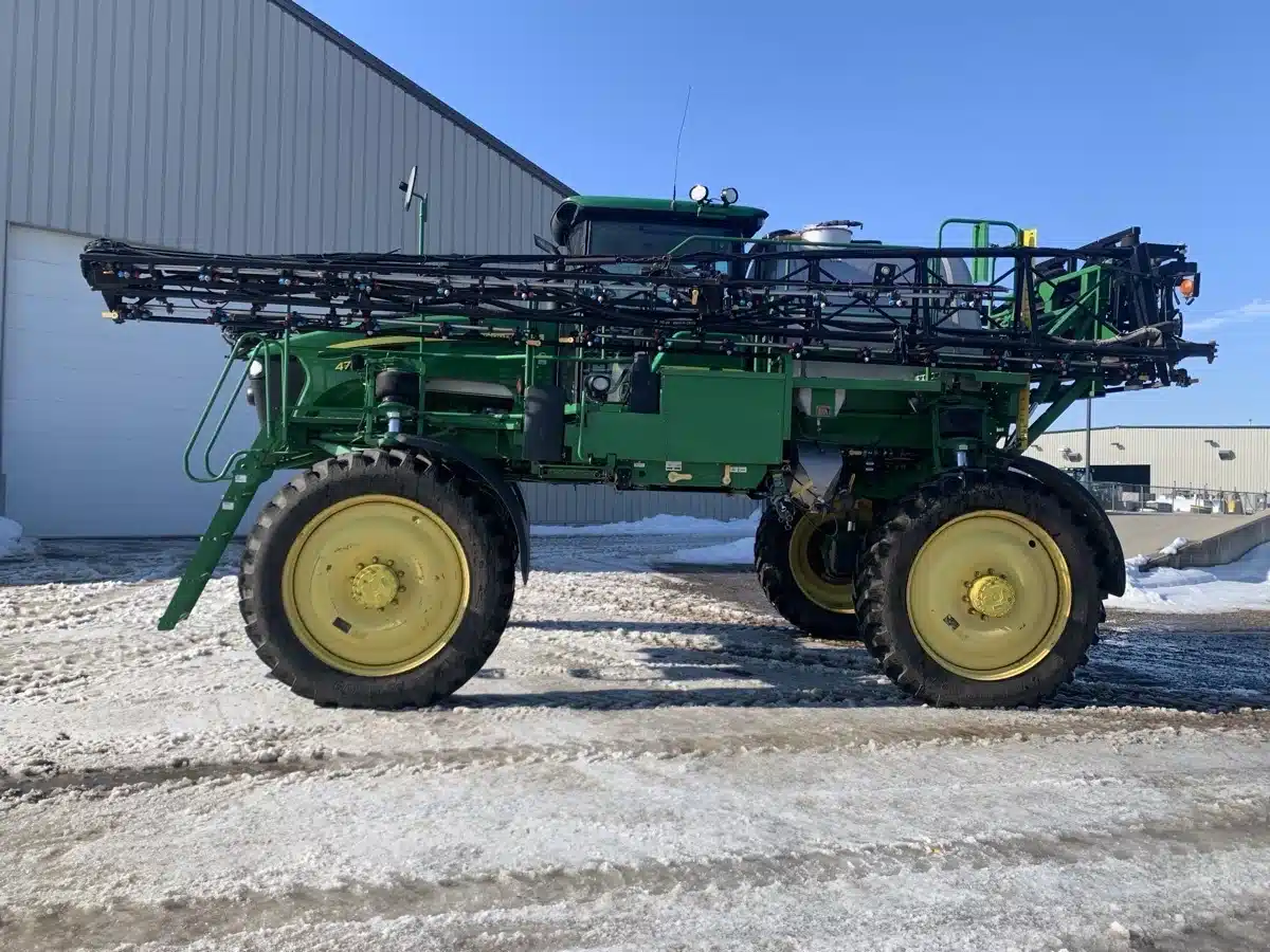 Gallery image 2 for 2012 John Deere 4730 Sprayer - Self Propelled