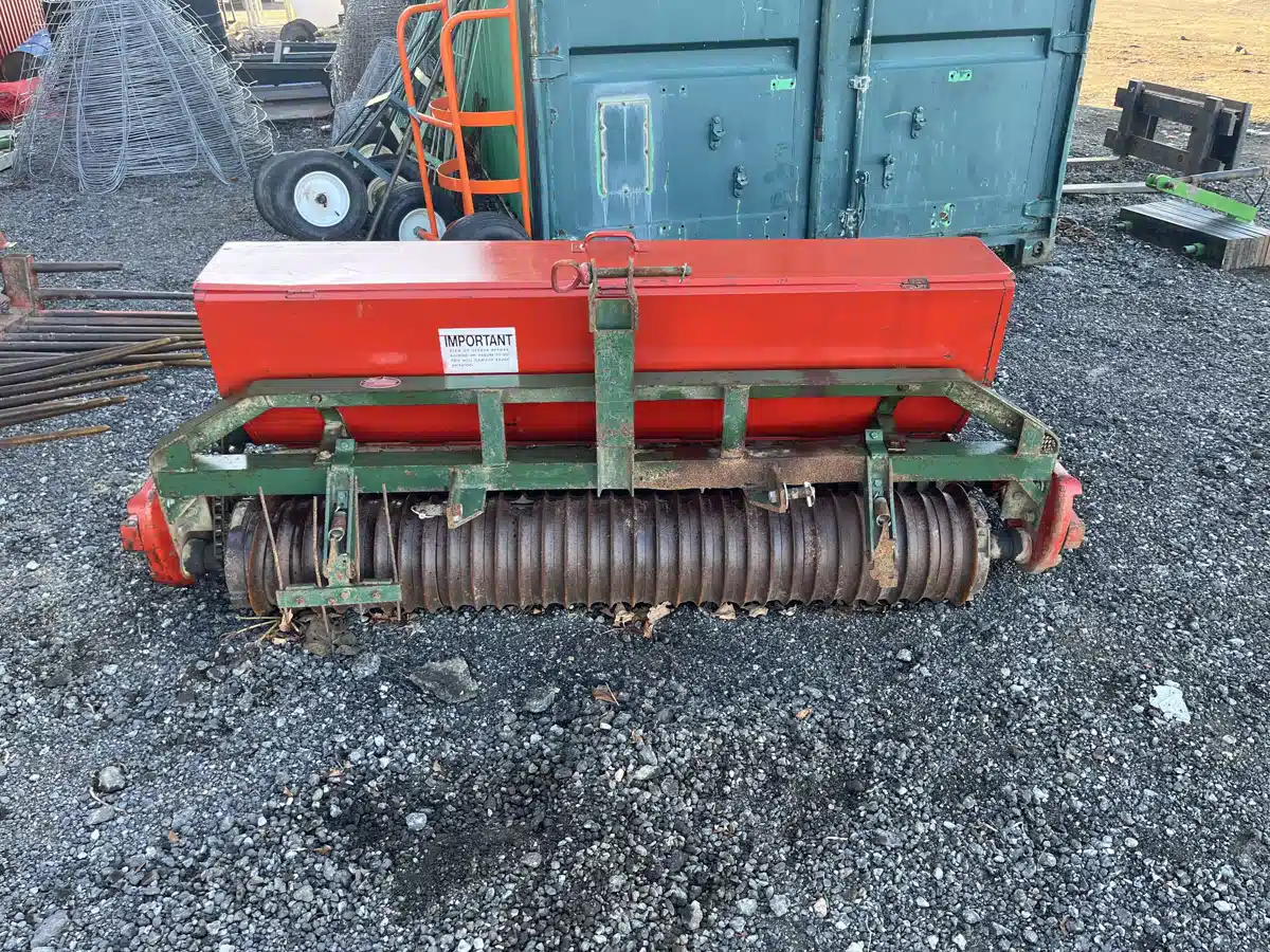 Gallery image 2 for 1990 Brillion GLP-642 Drill