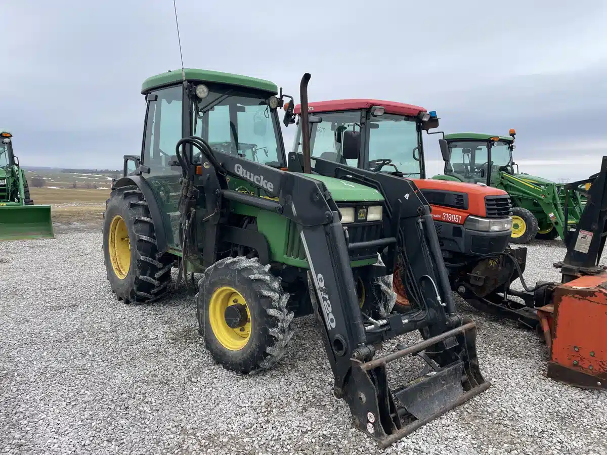 Gallery image 1 for 2000 John Deere 5510 Tractor