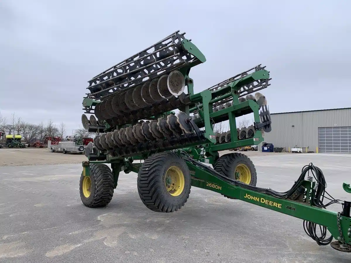 Gallery image 1 for 2022 John Deere 2680H Disc