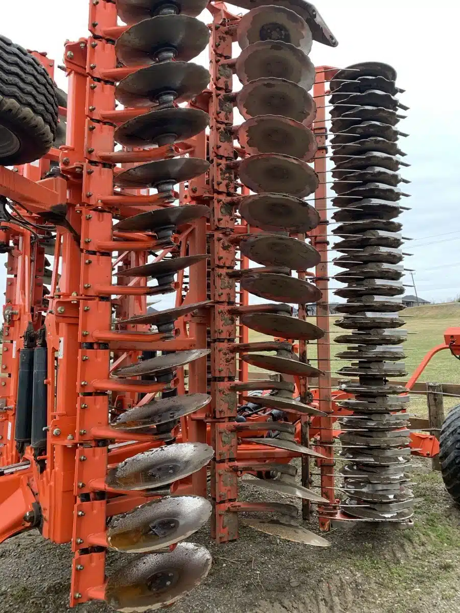 Gallery image 2 for 2018 Kubota CD2700T Disc