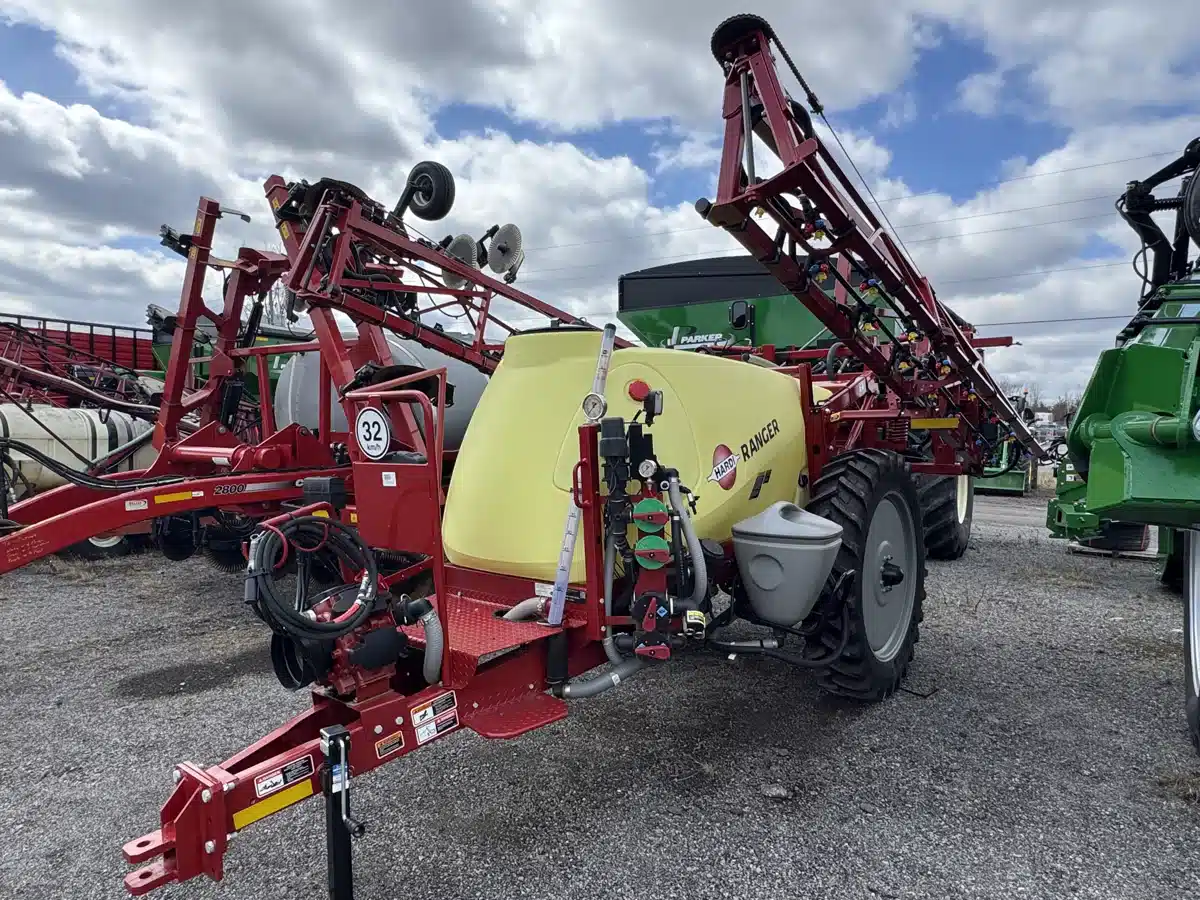 Photo de la Galerie 1 pour 2025 Hardi RANGER 2000 Arroseur - Trainé