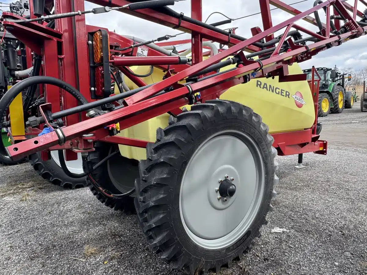 Photo de la Galerie 2 pour 2025 Hardi RANGER 2000 Arroseur - Trainé