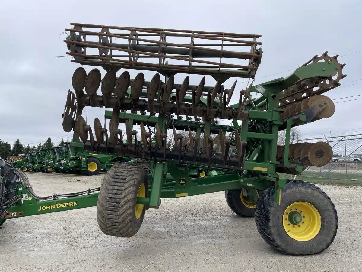 Photo de la Galerie 2 pour 2021 John Deere 2680H Disque