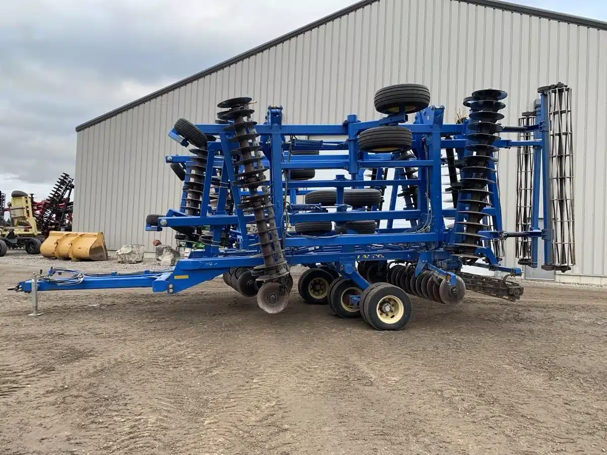 Photo de la Galerie 1 pour 2020 Landoll 7450 Labour vertical