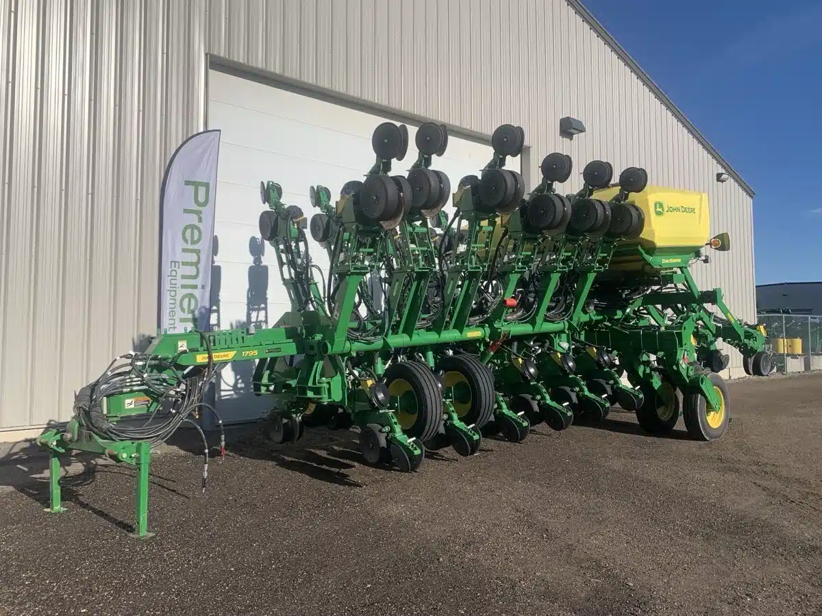 Photo de la Galerie 1 pour 2023 John Deere 1795 Planteur