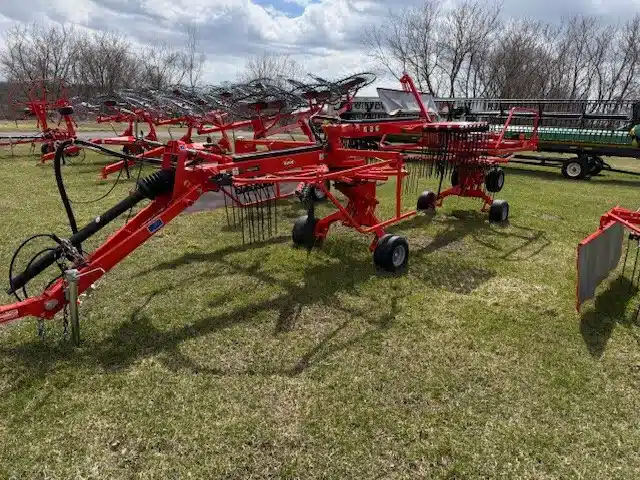 Gallery image 1 for 2023 Kuhn GA 6632 Rake