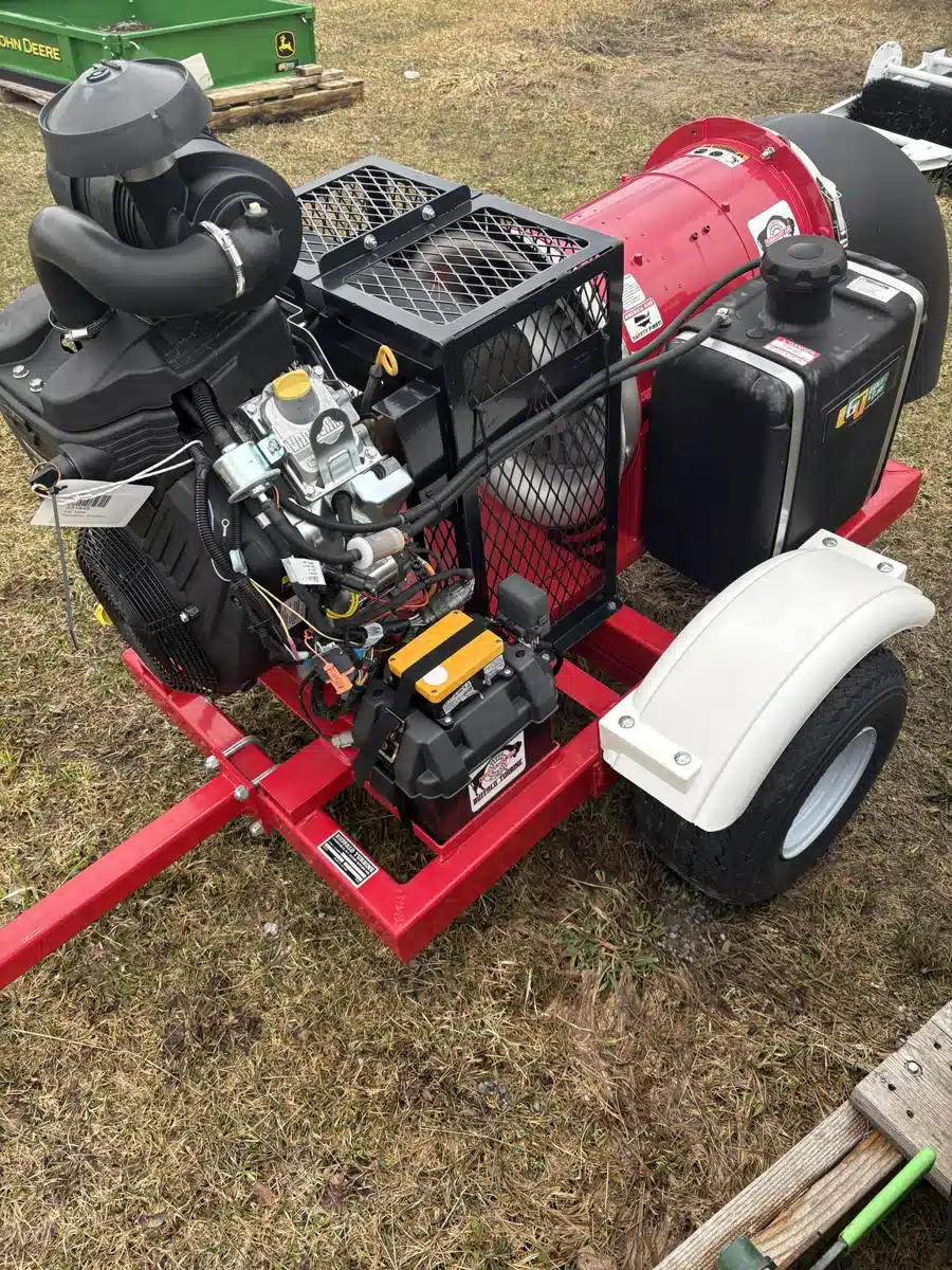 Gallery image 2 for 2023 Buffalo TURBINE MEGA 40 HP BLOWER W/ AUTO NOZZLE Attachment