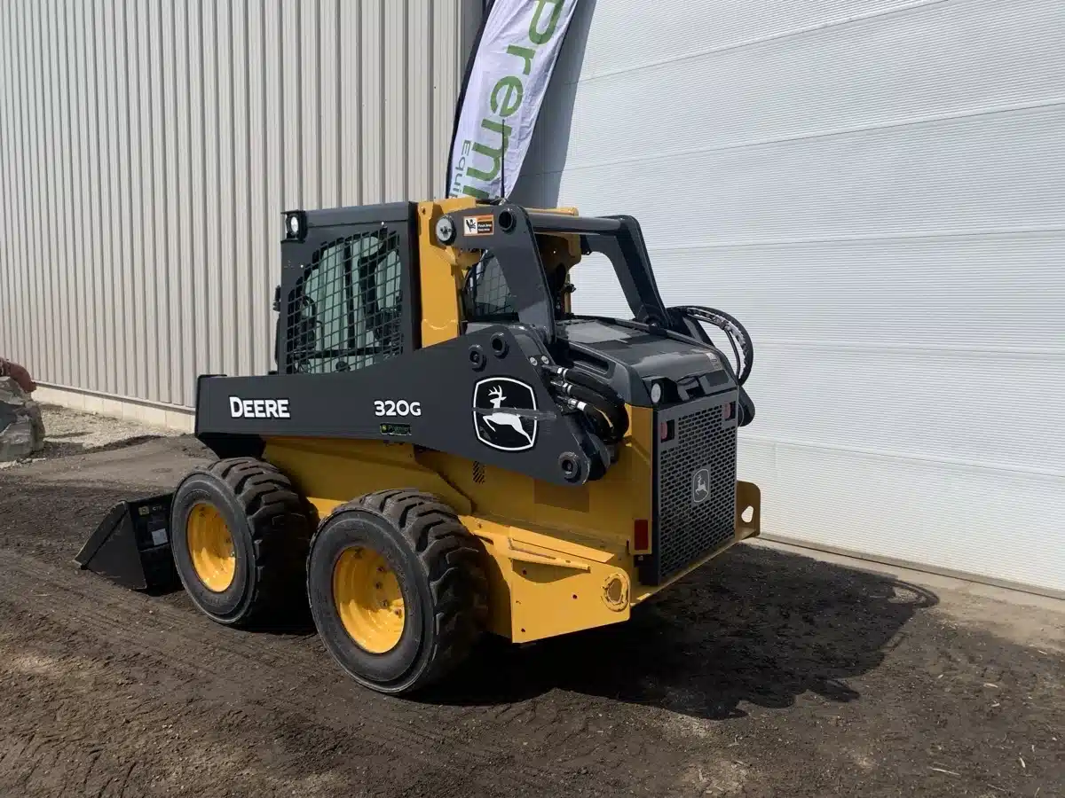 Gallery image 2 for 2024 John Deere 320G Skid Steer