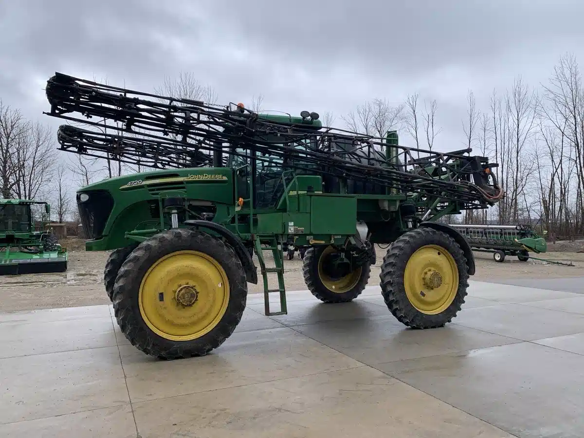 Photo de la Galerie 2 pour 2006 John Deere 4720 Arroseur - Automoteur