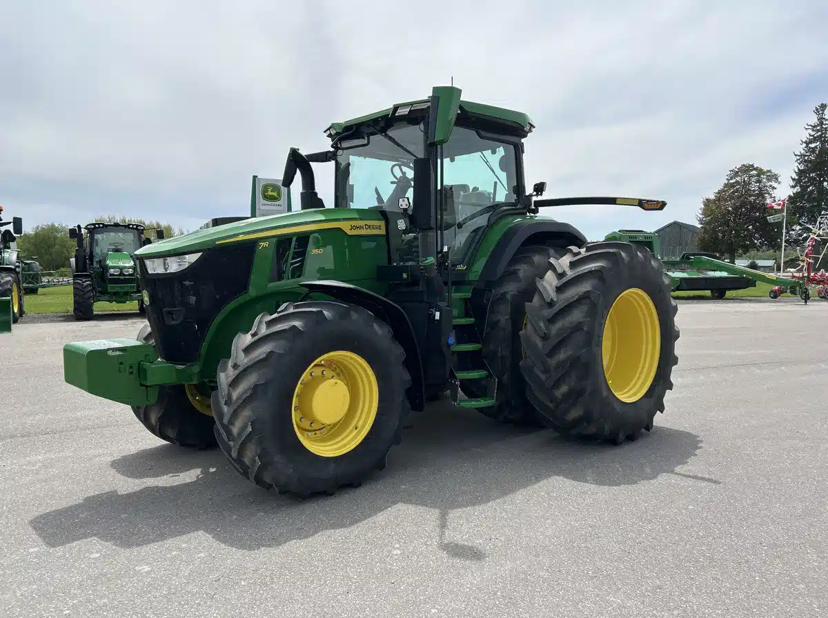 Gallery image 2 for 2024 John Deere 7R 350 Tractor