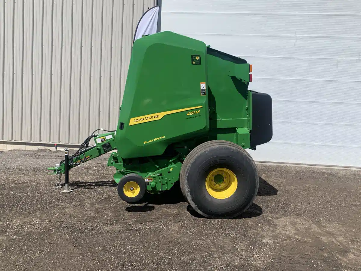 Gallery image 2 for 2025 John Deere 451M Round Baler