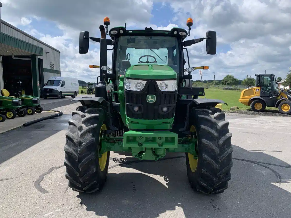 Gallery image 2 for 2022 John Deere 6R 155 Tractor