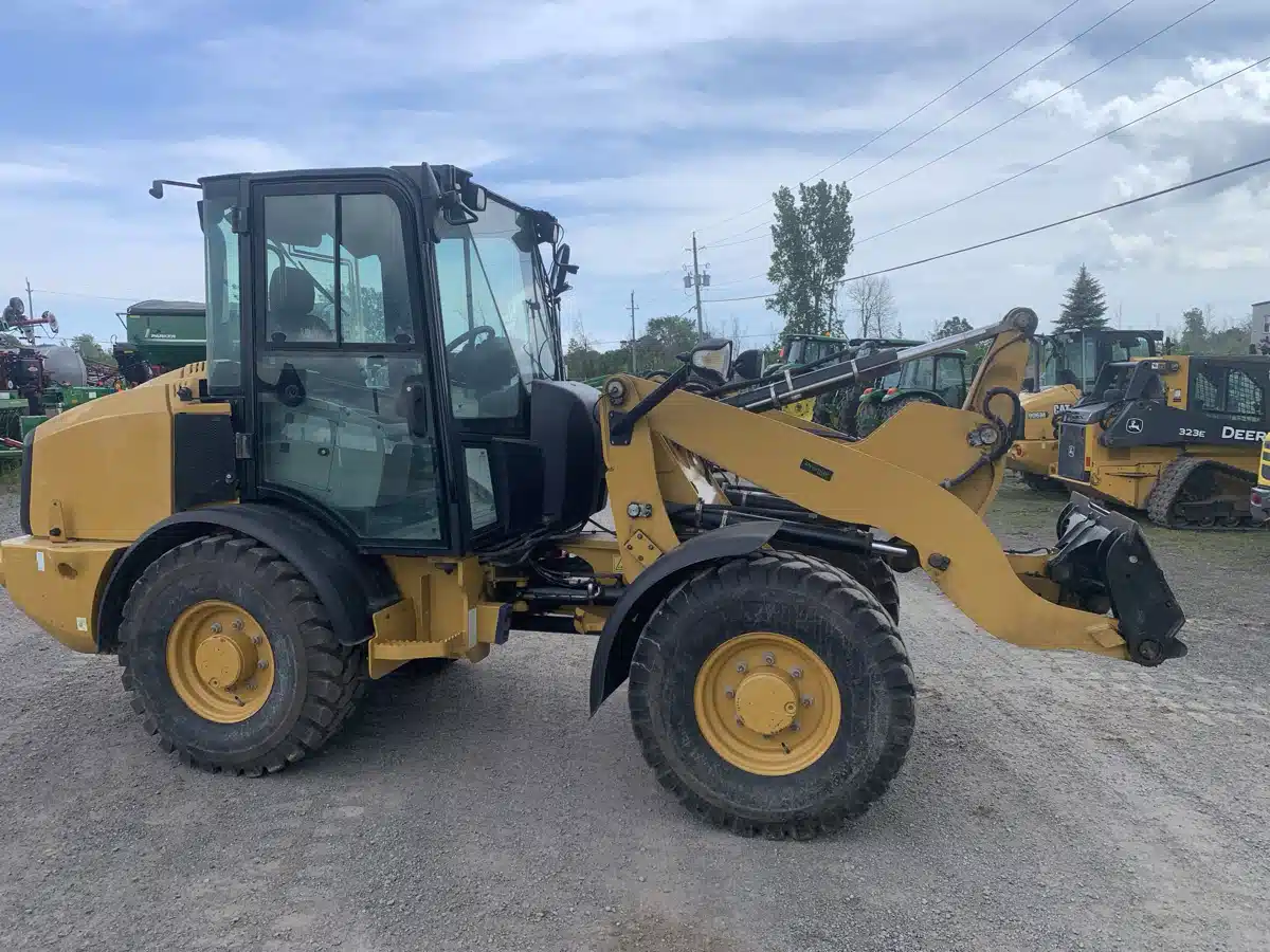 Gallery image 2 for 2021 Caterpillar 906M Wheel Loader