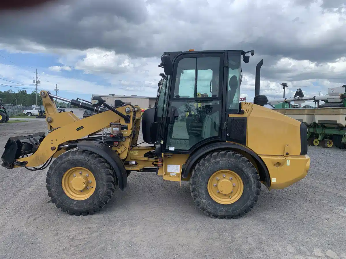 Gallery image 1 for 2021 Caterpillar 906M Wheel Loader