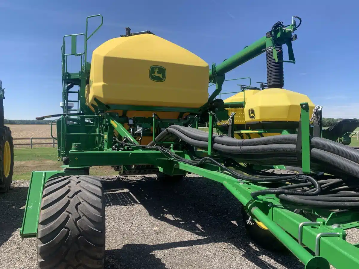Gallery image 2 for 2025 John Deere C400T Disc Mower Conditioner