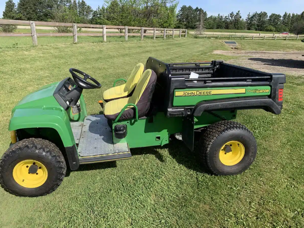 Gallery image 1 for 2017 John Deere TX Utility Vehicle