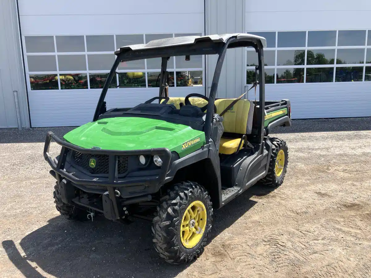 Gallery image 2 for 2018 John Deere XUV 835M Utility Vehicle