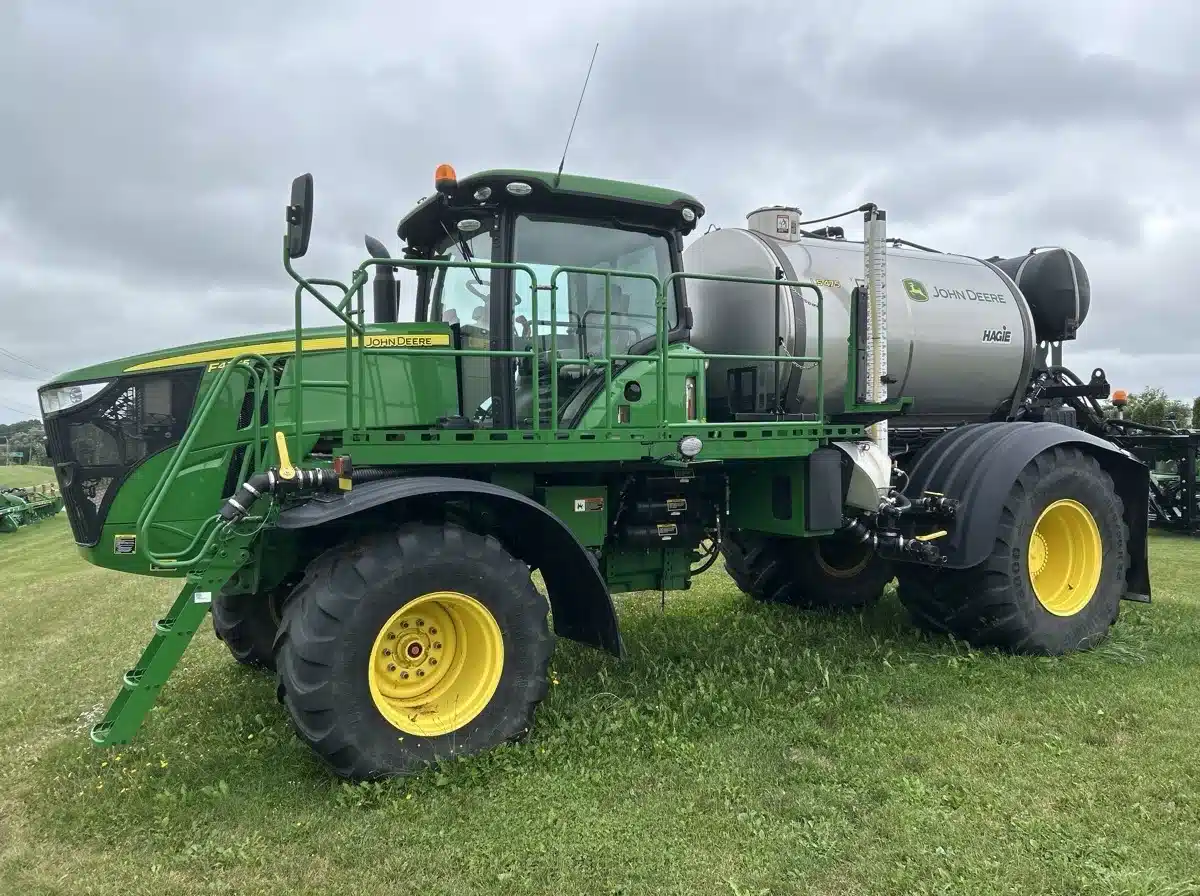 Gallery image 1 for 2021 John Deere F4365 Floater