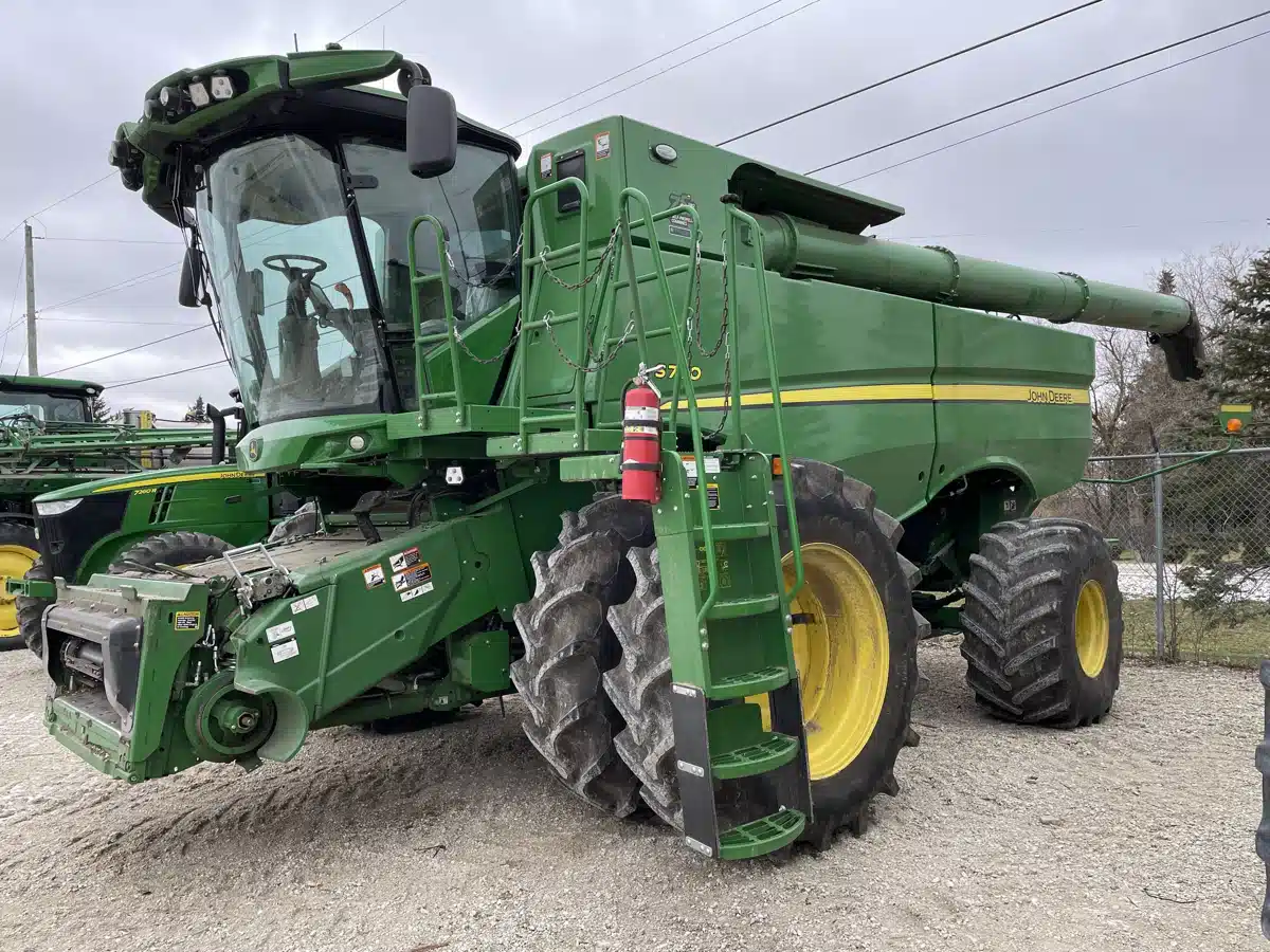 Photo de la Galerie 1 pour 2022 John Deere S780 Batteuse