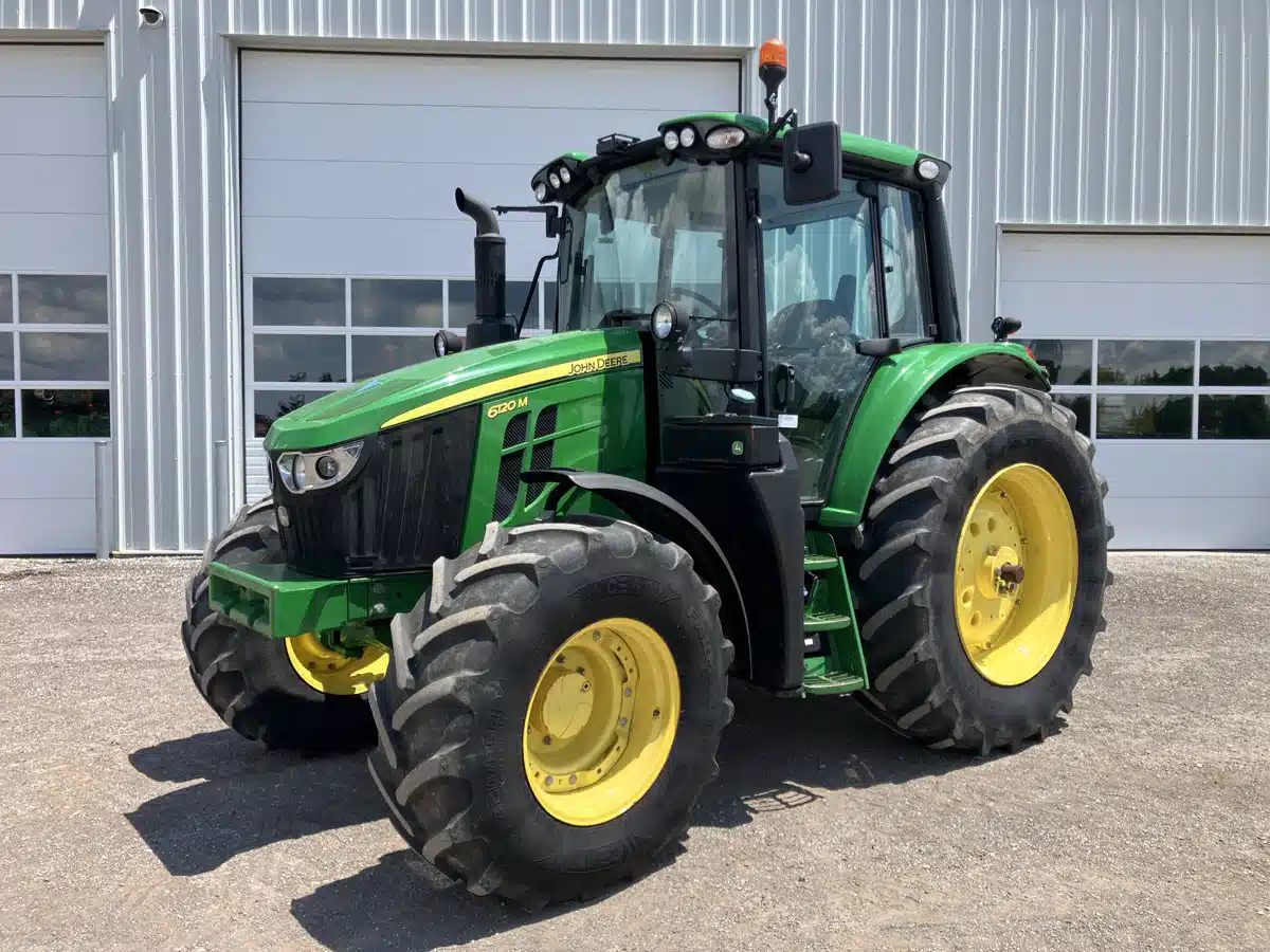 Photo de la Galerie 2 pour 2020 John Deere 6120M Tracteur