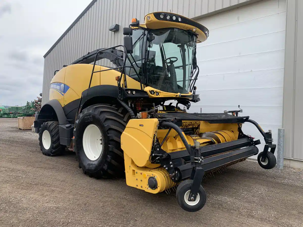 Photo de la Galerie 2 pour 2018 New Holland FR550 Fourragère
